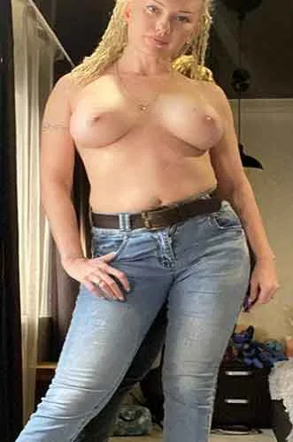 Julie Askim